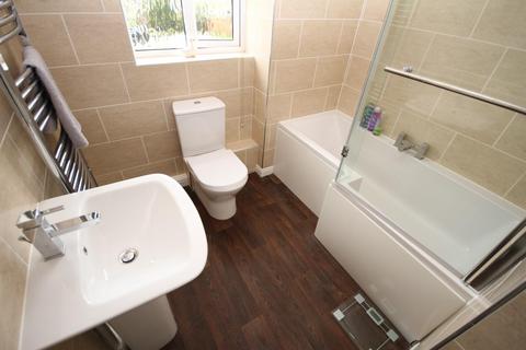 30 Bradshaw View, Queensbury, Bradford, BD13 2FF
