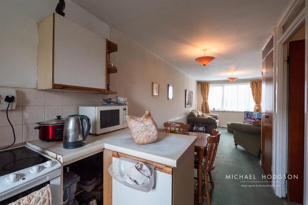 Living/ Dining Room/ Kitchen
