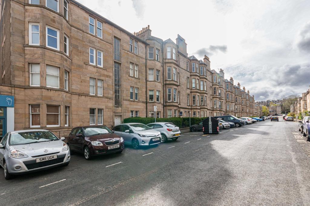 Learmonth Grove Edinburgh EH4 1BN... 2 bed flat £1,095 pcm (£253 pw)
