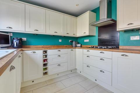 2 Holst Close, Basingstoke, RG22 4JA