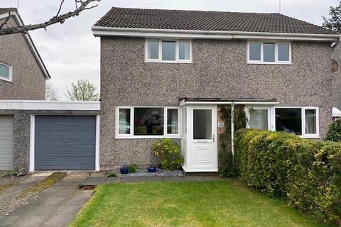 15 Sandy Knowe, Tillicoultry, FK13 6RG