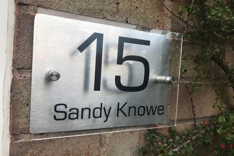 15 Sandy Knowe, Tillicoultry, FK13 6RG