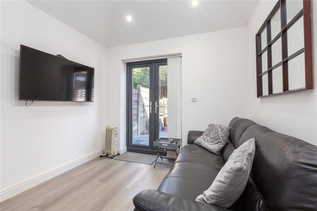 Lounge/Kitchen