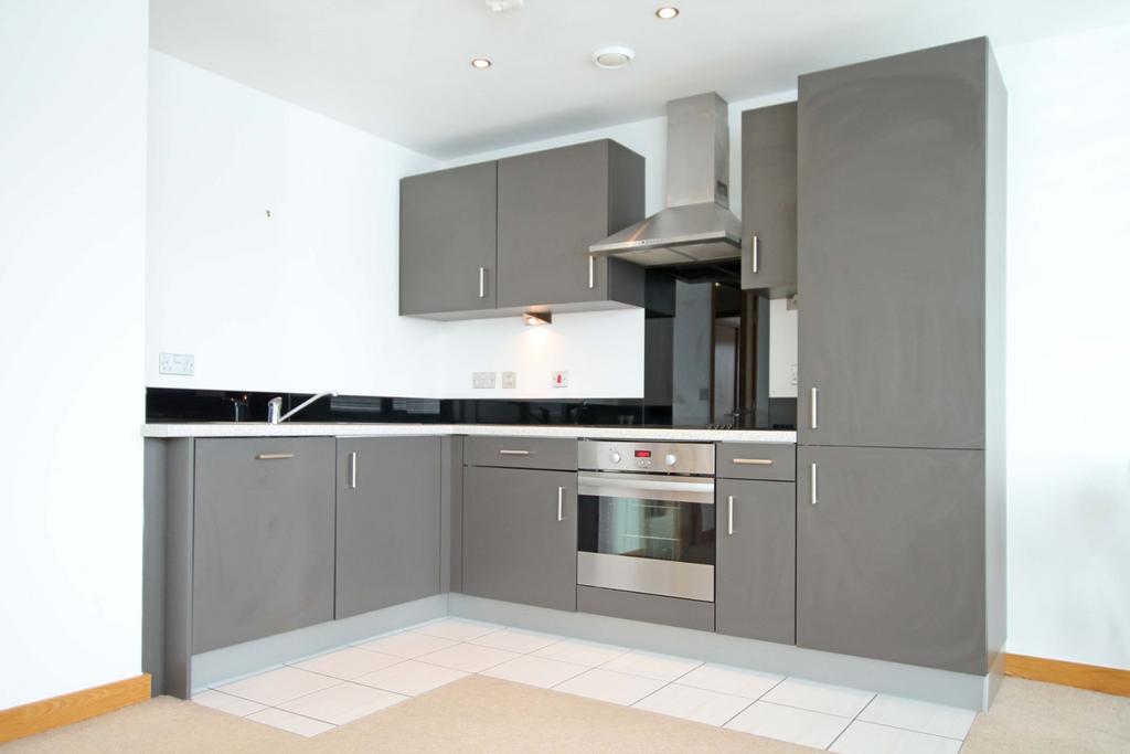 Victoria Mills, Salts Mill Road, Shipley, Bradford, BD17 2 bed flat for