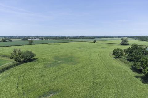 Farm land for sale - Lot 3 - Furzen Leaze Farm, Siddington, Cirencester, Gloucestershire, GL7