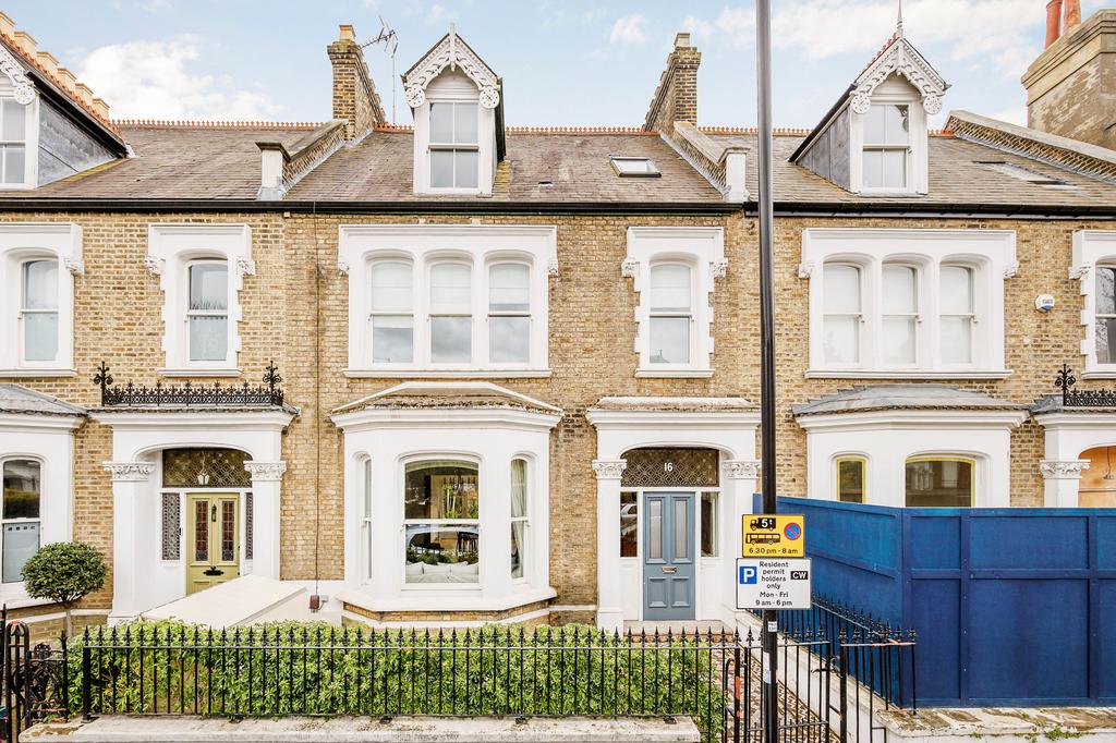 Walpole Gardens, Chiswick, London, W4 4 bed house £1,850,000