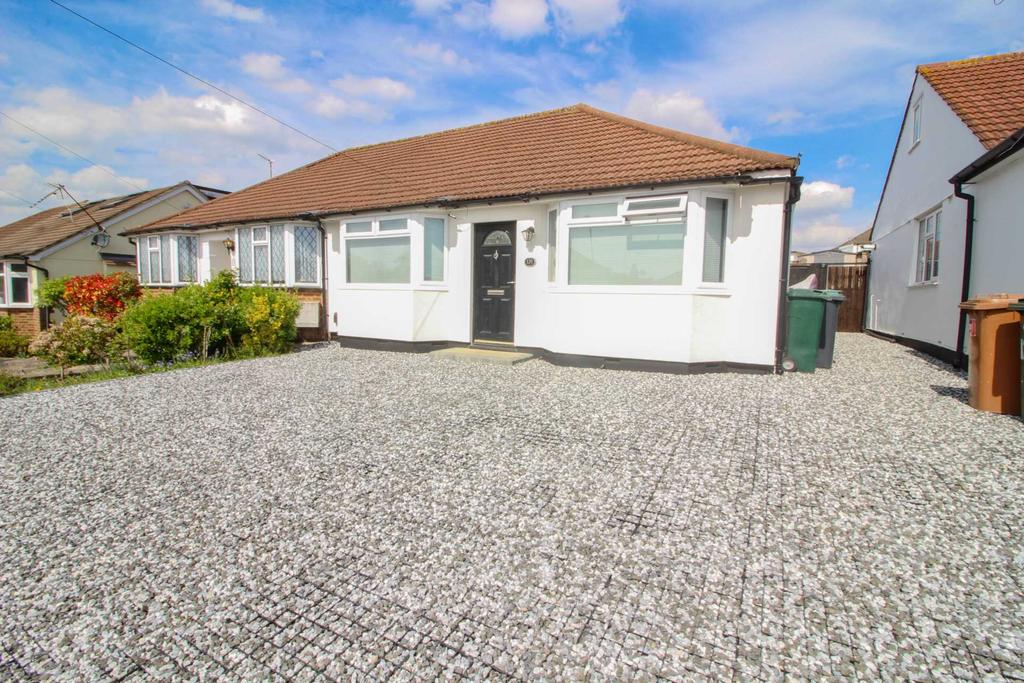 Carpenders Avenue, Carpenders Park 3 bed bungalow £600,000