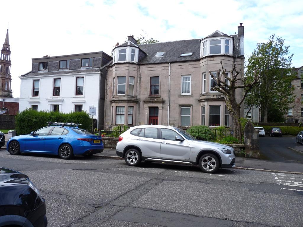 Ardgowan Street, Greenock, Greenock... 1 bed flat £425 pcm (£98 pw)