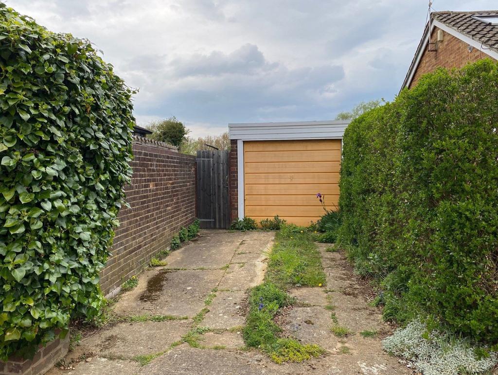 DRIVEWAY & GARAGE