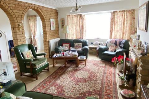 242 Hazeldene Road, Northampton, NN2 7NP