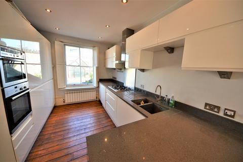 2 bedroom apartment to rent, Caledonian Road, Islington, London, N7