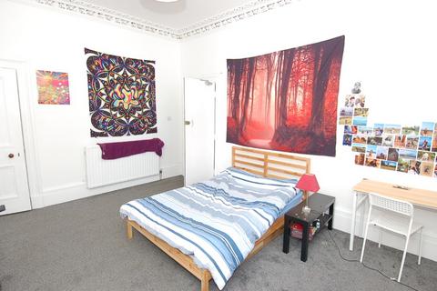 undefined, Queen Street, Stirling Town, Stirling, FK8