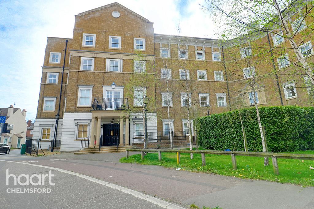 Kreston House, CHELMSFORD 2 bed apartment - £310,000