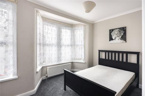 3 bedroom terraced house to rent, Geere Road, Stratford, London, E15