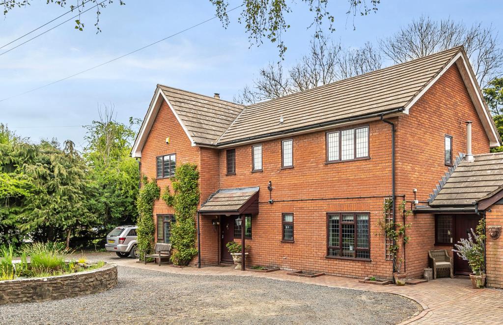 Lyonshall, Herefordshire, HR5 7 bed detached house for sale £640,000