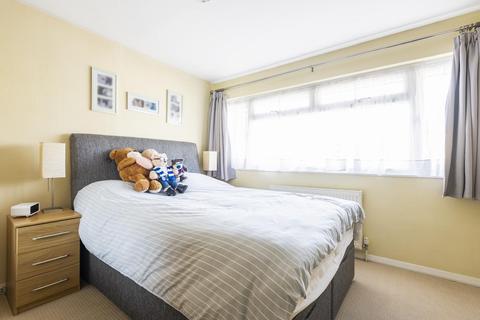 39 Laurel Crescent, Croydon, CR0 8LZ