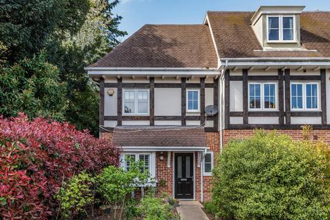 3 Virginia Close, Bromley, BR2 0AF