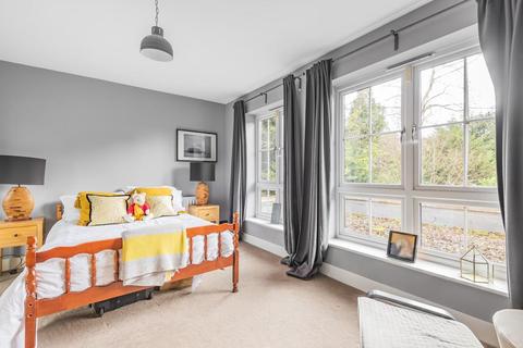 3 Virginia Close, Bromley, BR2 0AF