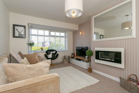 3 bedroom semi-detached bungalow for sale - Meadow Croft, Harrogate, HG1