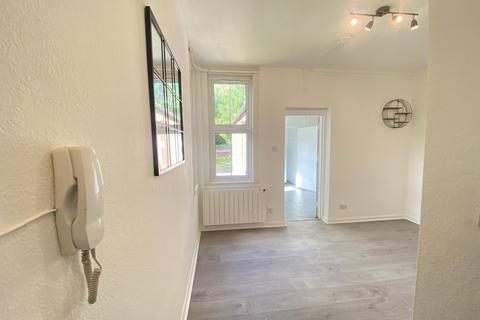 undefined, Priory Road, Hp13
