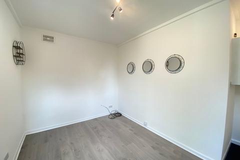 undefined, Priory Road, Hp13