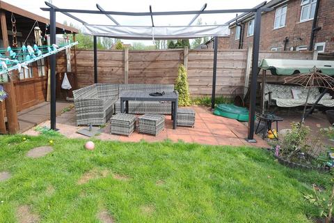 16 Boundary Road, Irlam, Manchester, M44 6EU