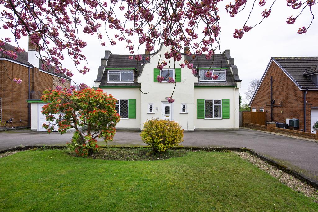 Brooks Road, Sutton Coldfield 3 bed detached house £695,000