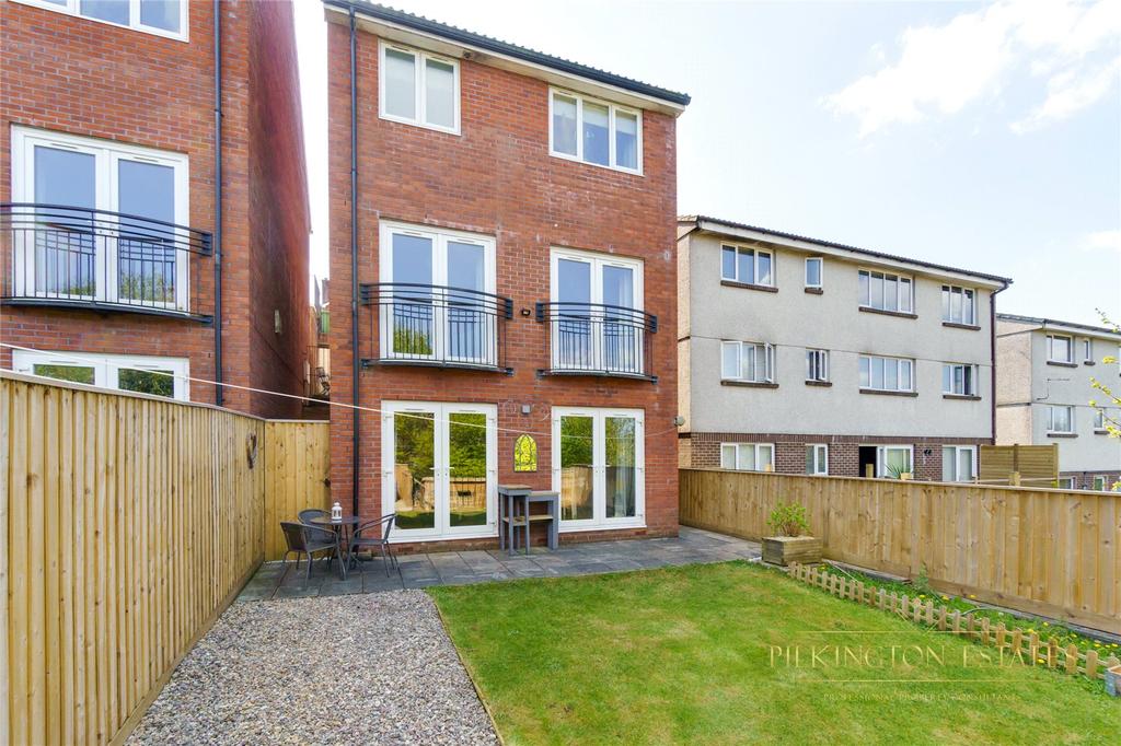 Dunraven Drive, Derriford, Plymouth... 4 bed detached house £415,000