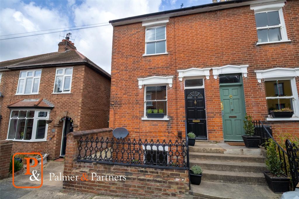 Lucas Road, Colchester, Essex, CO2 3 bed end of terrace house £270,000