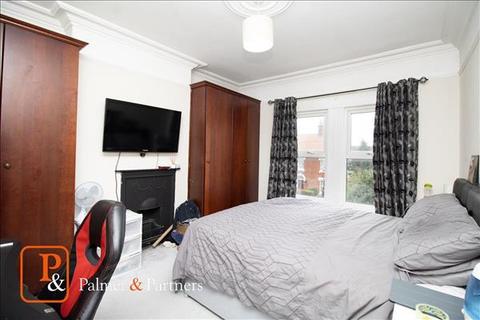 45 Halstead Road, Colchester, CO3 9AD
