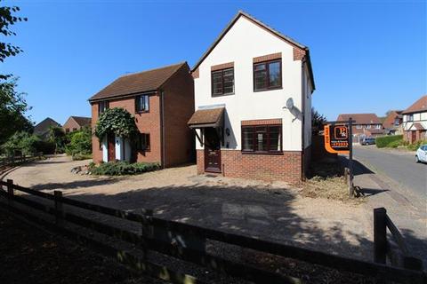 22 Berkley Close, Highwoods, Colchester, CO4 9RR