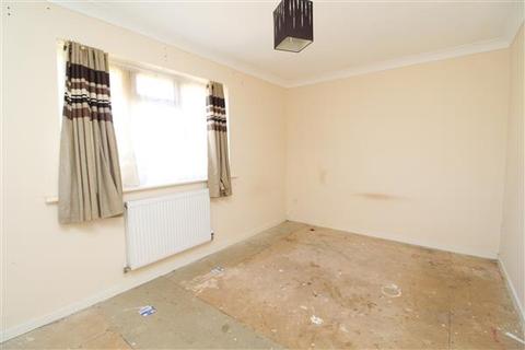 22 Berkley Close, Highwoods, Colchester, CO4 9RR