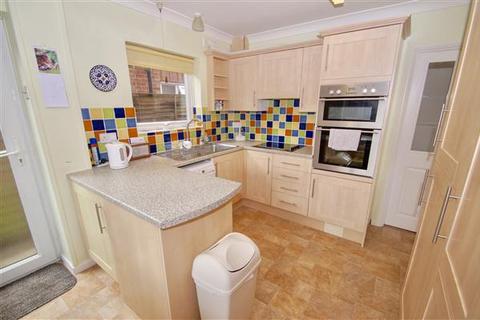 26 Cape Close, Colchester, CO3 4LX