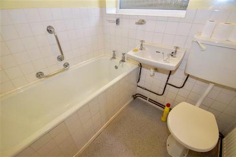 26 Cape Close, Colchester, CO3 4LX