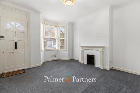 3 bedroom semi-detached house for sale, Morant Road, New Town, Colchester, Essex, CO1