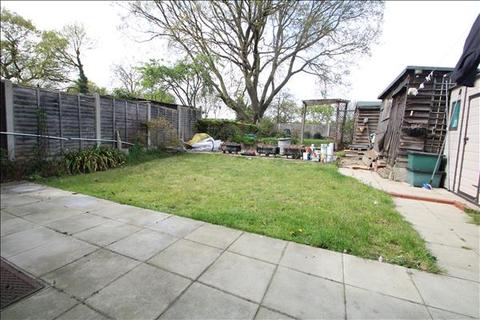10 Chaplin Drive, Colchester, CO4 3EA