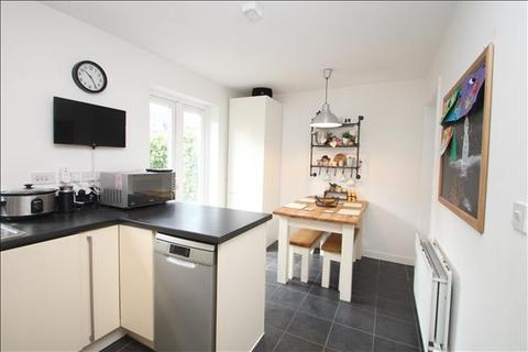 10 Appleton Mews, Colchester, CO4 5ZQ