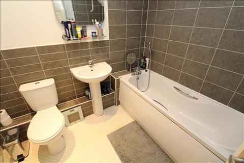 8 Baynard Green, Colchester, CO2 7UN