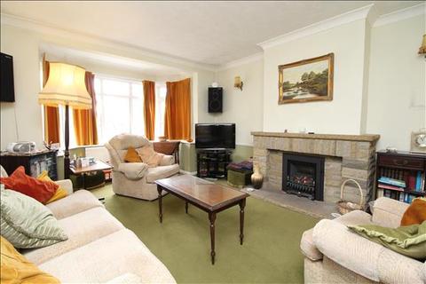 16 Browning Close, Colchester, CO3 4JJ