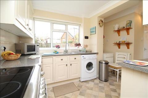 16 Browning Close, Colchester, CO3 4JJ