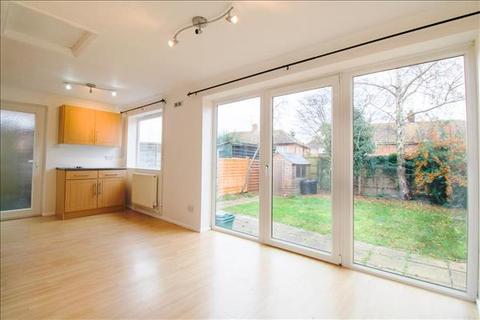 24 Cape Close, Colchester, CO3 4LX