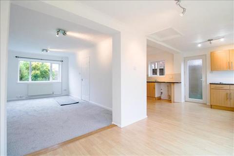 24 Cape Close, Colchester, CO3 4LX