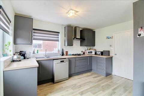 8 Glebe Close, Wix, Manningtree, CO11 2SD