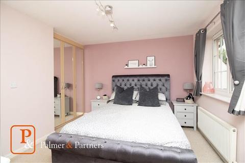 59 Bolsin Drive, Colchester, CO4 5FD