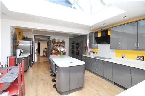 700 Foxhall Road, Ipswich, IP4 5TD