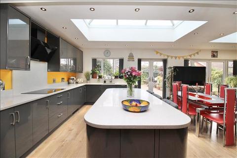 700 Foxhall Road, Ipswich, IP4 5TD