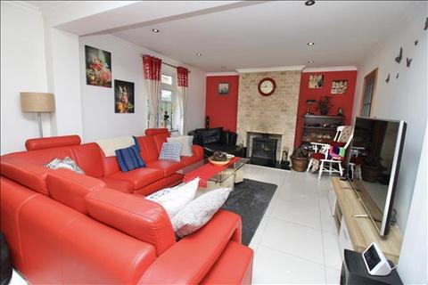 700 Foxhall Road, Ipswich, IP4 5TD
