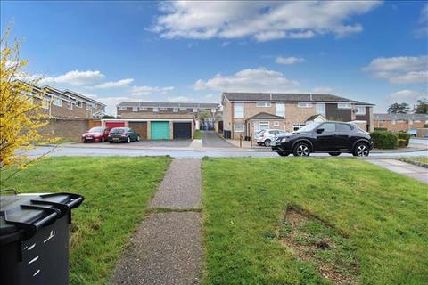 3 bedroom end of terrace house for sale - St. Osyth Close, Ipswich, Suffolk, IP2