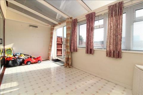 4 Matlock Close, Ipswich, IP2 9XU