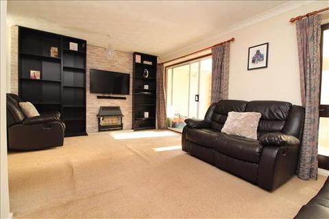 4 Matlock Close, Ipswich, IP2 9XU